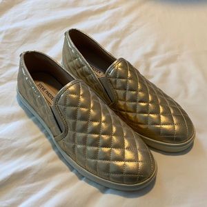 Steve Madden gold quilted slip on slides